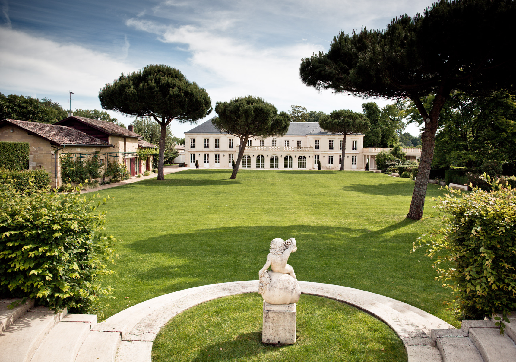 Chateau Lagraviere